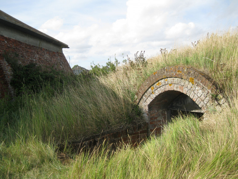 Beaumont Lime Kiln Store August 2014 Copyright: William George
