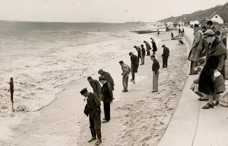 Clacton Beach Combers photograph 1937 Copyright: William George