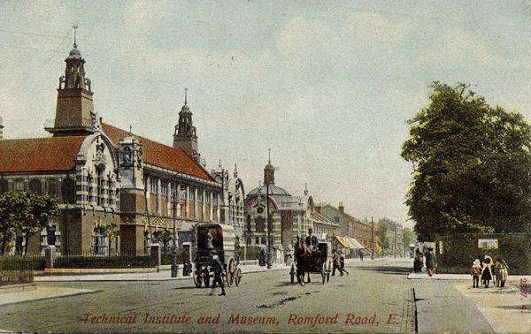 Passmore Edwards Museum in the early 20th century