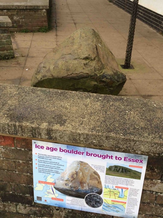 Bedford's Park boulder 3 Copyright: Ian Mercer