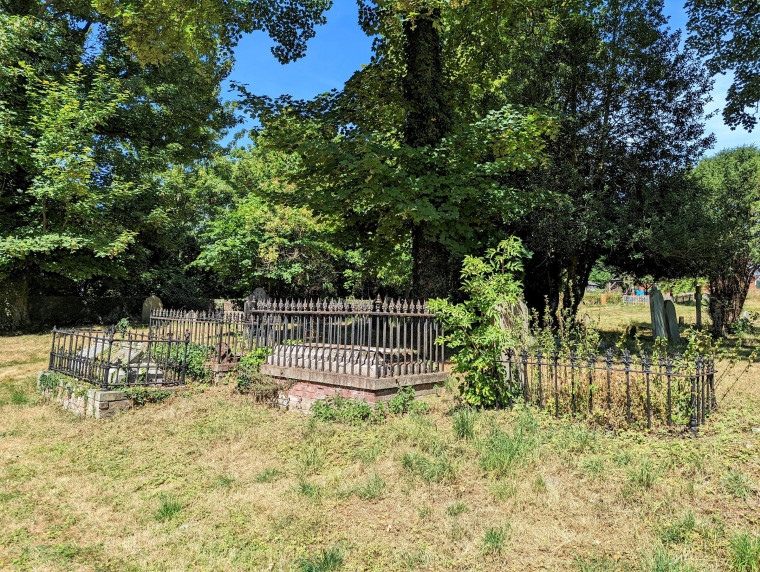 Wendens Ambo Churchyard Graves with Iron Railings 7 August 2022 Copyright: William George
