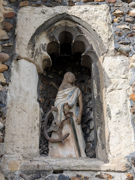 Bocking Church Niche with St Catherine 7 October 2025 Copyright: William George