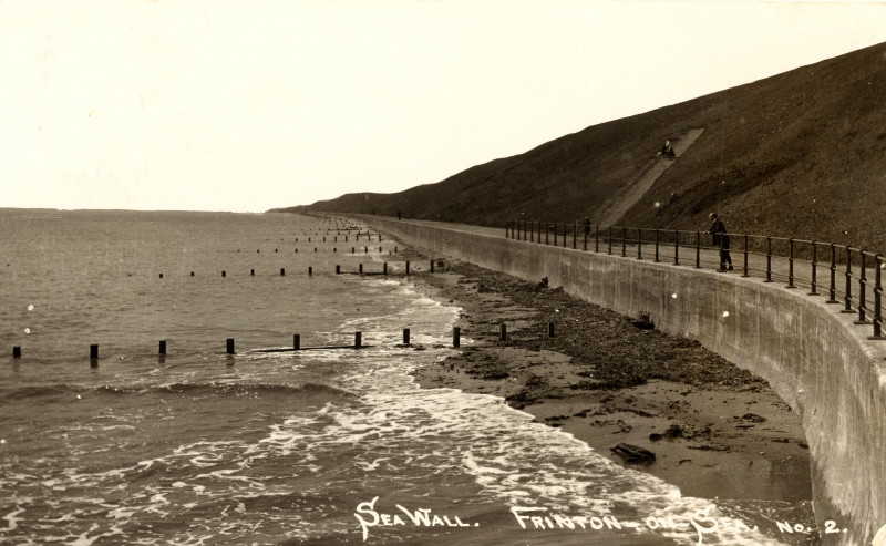 Frinton on Sea Sea Wall postcard posted 15 October 1913 Copyright: William George