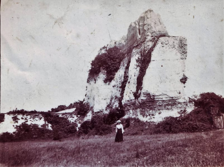 Purfleet Quarry Cliff Chalk and Thanet Sands about 1910 Copyright: Essex Field Club