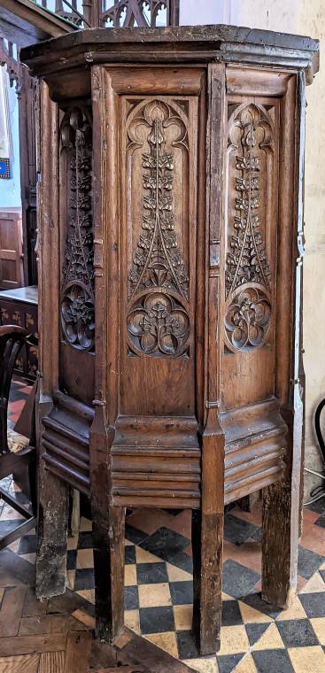 Wendens Ambo Church Pulpit and Legs 7 August 2022 Copyright: William George