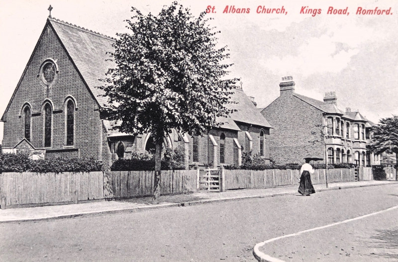 Romford St Andrew Church Kings Road Romford Copyright: William George