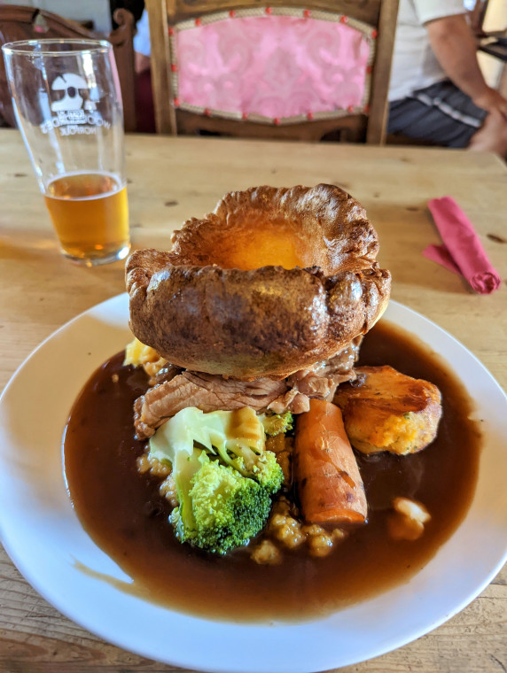 Wendens AmboThe Bell Sunday Lunch 7 August 2022 Copyright: William George