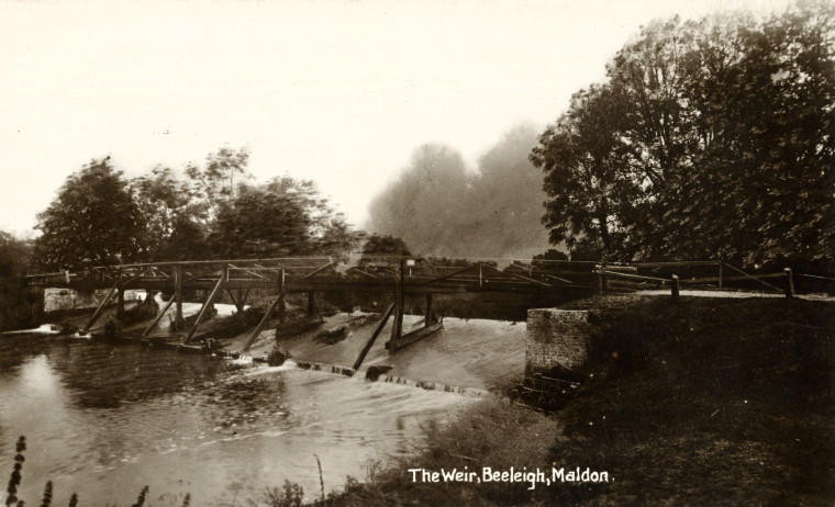 Beelleigh Maldon The Weir with trees Post Card Copyright: Post Card