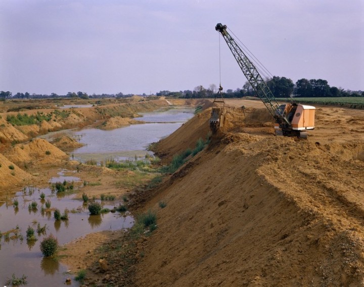 Barling Gravel Pit in 1973. Copyright: British Geological Survey (P211766).